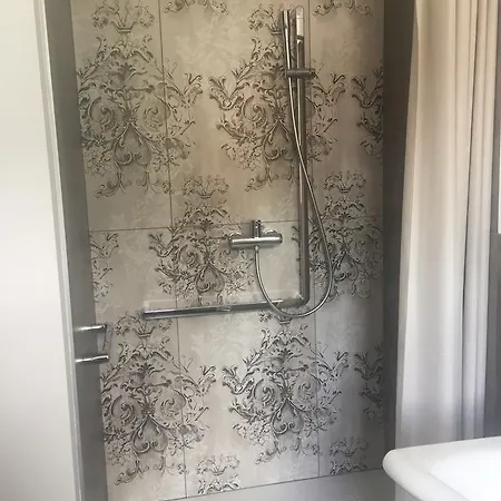 ホテル Pove 2.4 3*