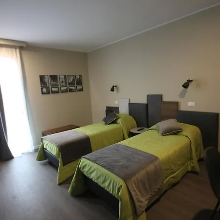 Pove 2.4 Hotel 3*